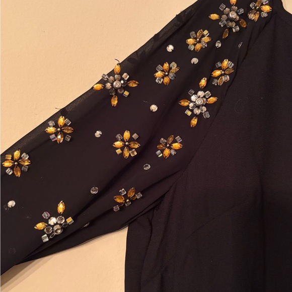 H&M Elegant Black Shift Dress with Gold and White Floral Accents— EUC!! - Picture 3 of 6